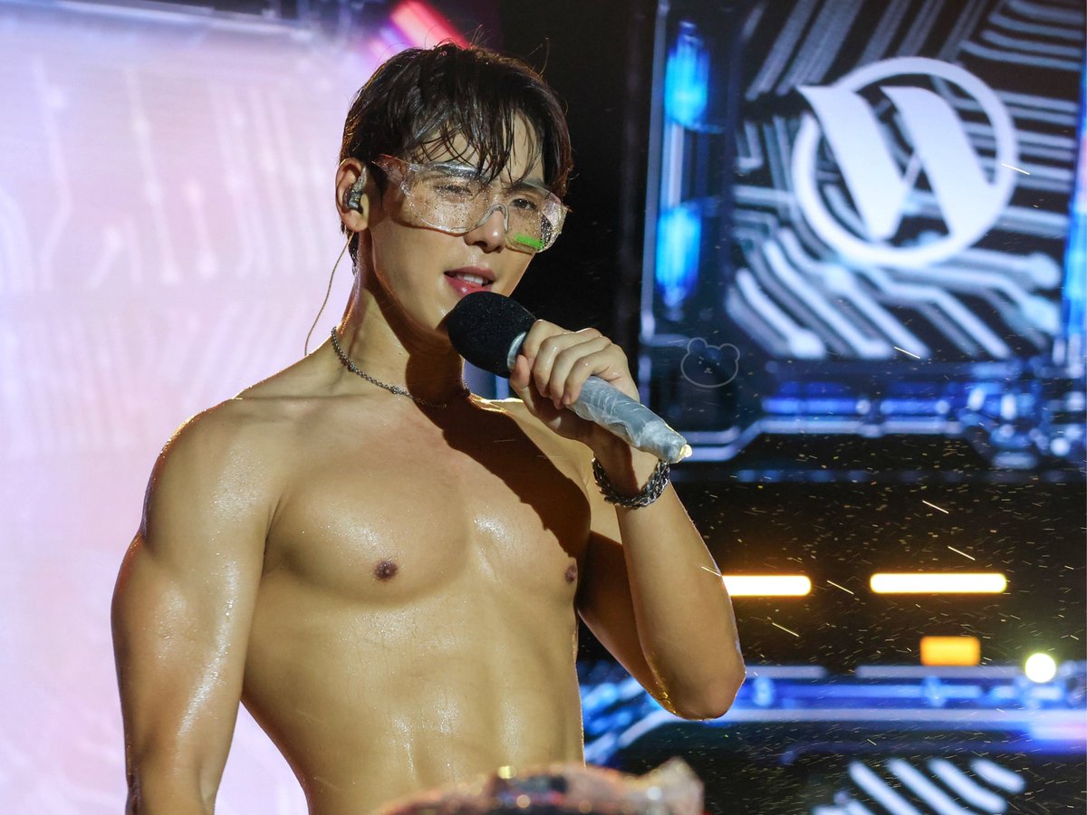 250726 #셔누

앞니 ..