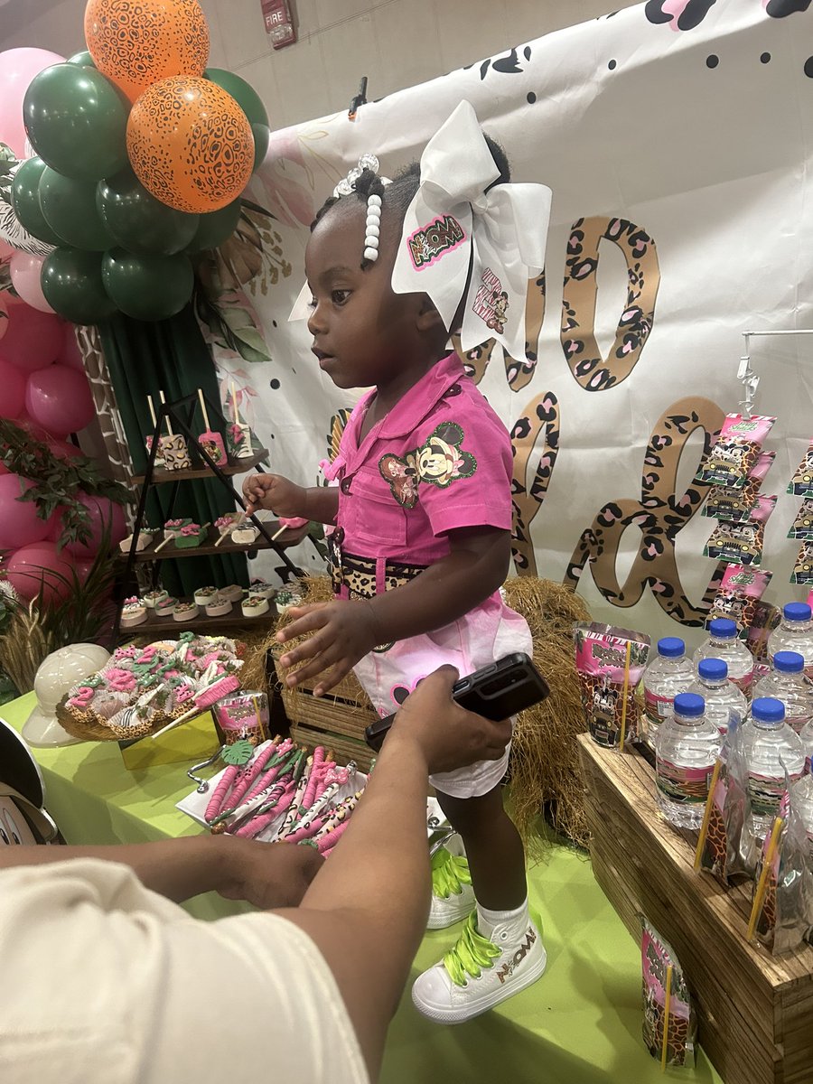 letaviasharrell's tweet image. I have a 2 year old 🥹💕