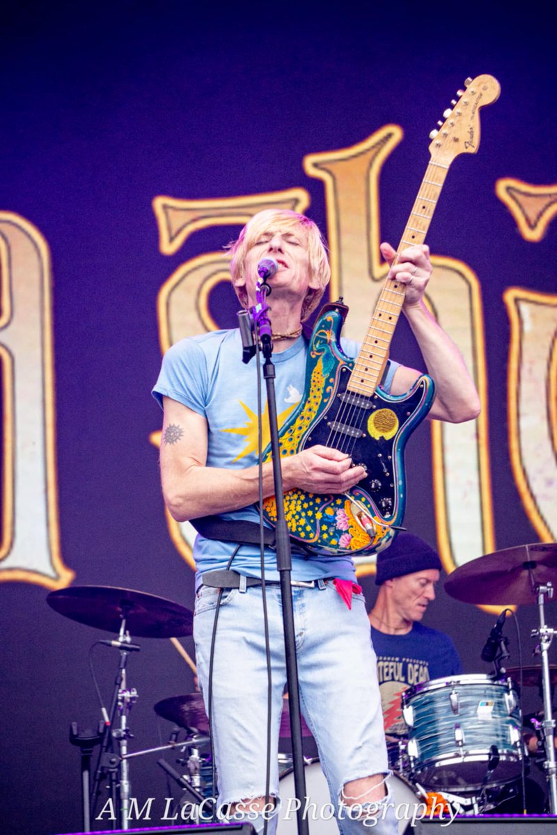AMLaCassePhoto's tweet image. Everyone is probably asleep and no one will see it but I couldn&apos;t wait to share this shot of Cristian Mills the lead singer with @kulashaker performing at Forest Fest.