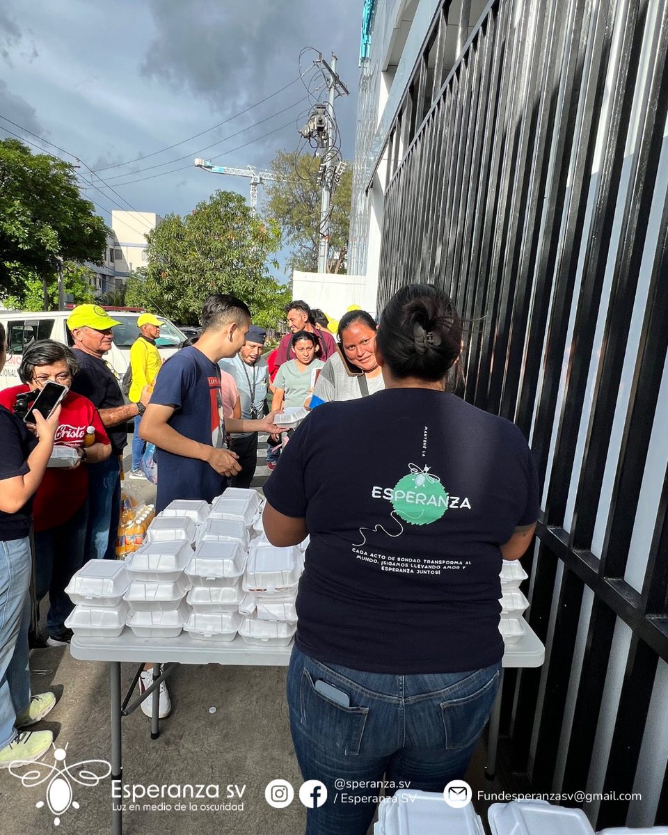 ✨ Cada actividad es una oportunidad para compartir, servir y ser luz en medio de la adversidad.
Este mes visitamos el Hospital Rosales 🏥 y nos alegra saber que pudimos llevar esperanza a quienes más lo necesitan 💛.

(Sigue) 🧵