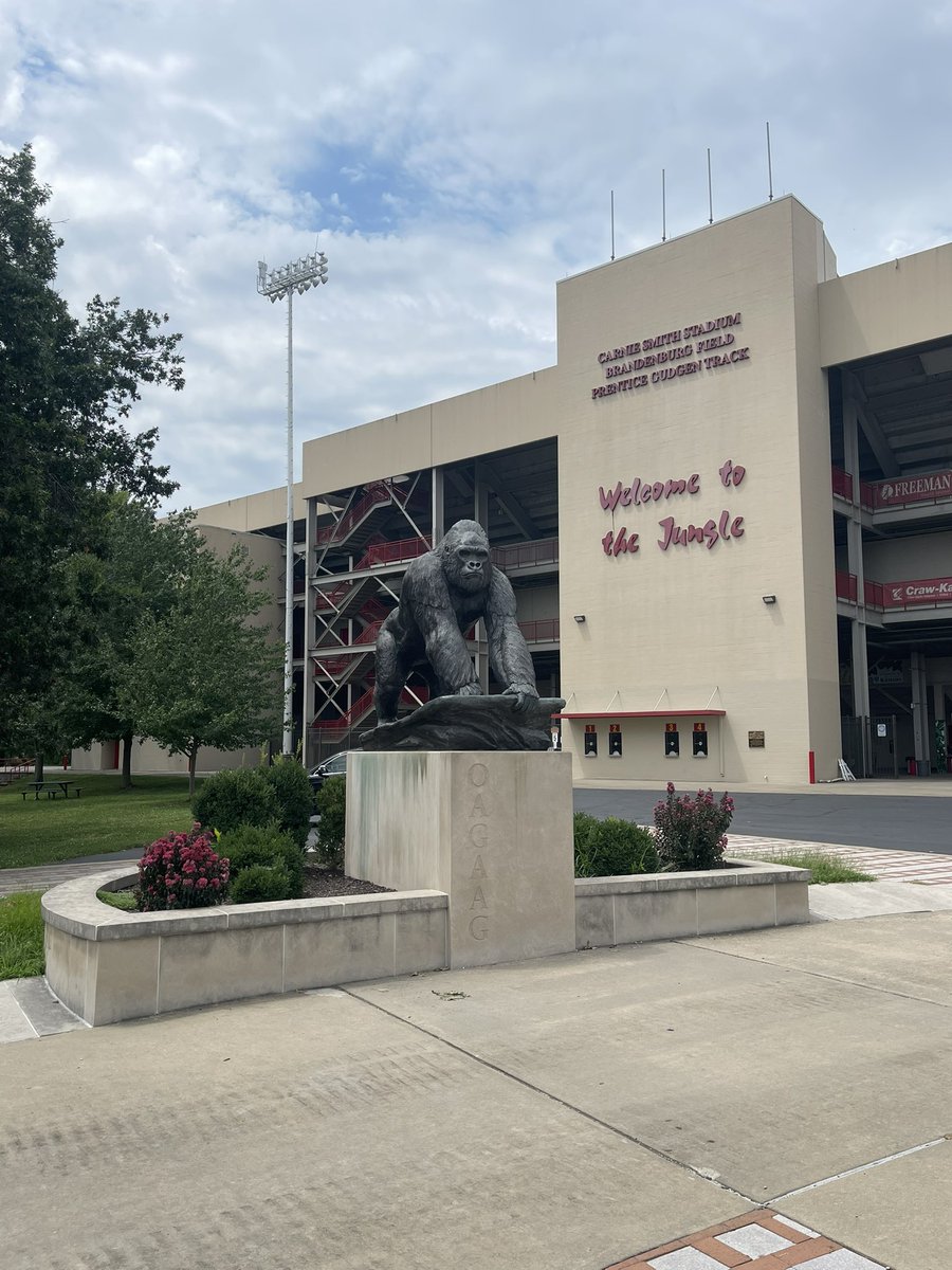 Mark_Custer08's tweet image. Had a great time going out and competing at Pitt state! Got plenty of opportunities to learn and better my game. Excited to see how these lessons can impact my senior season