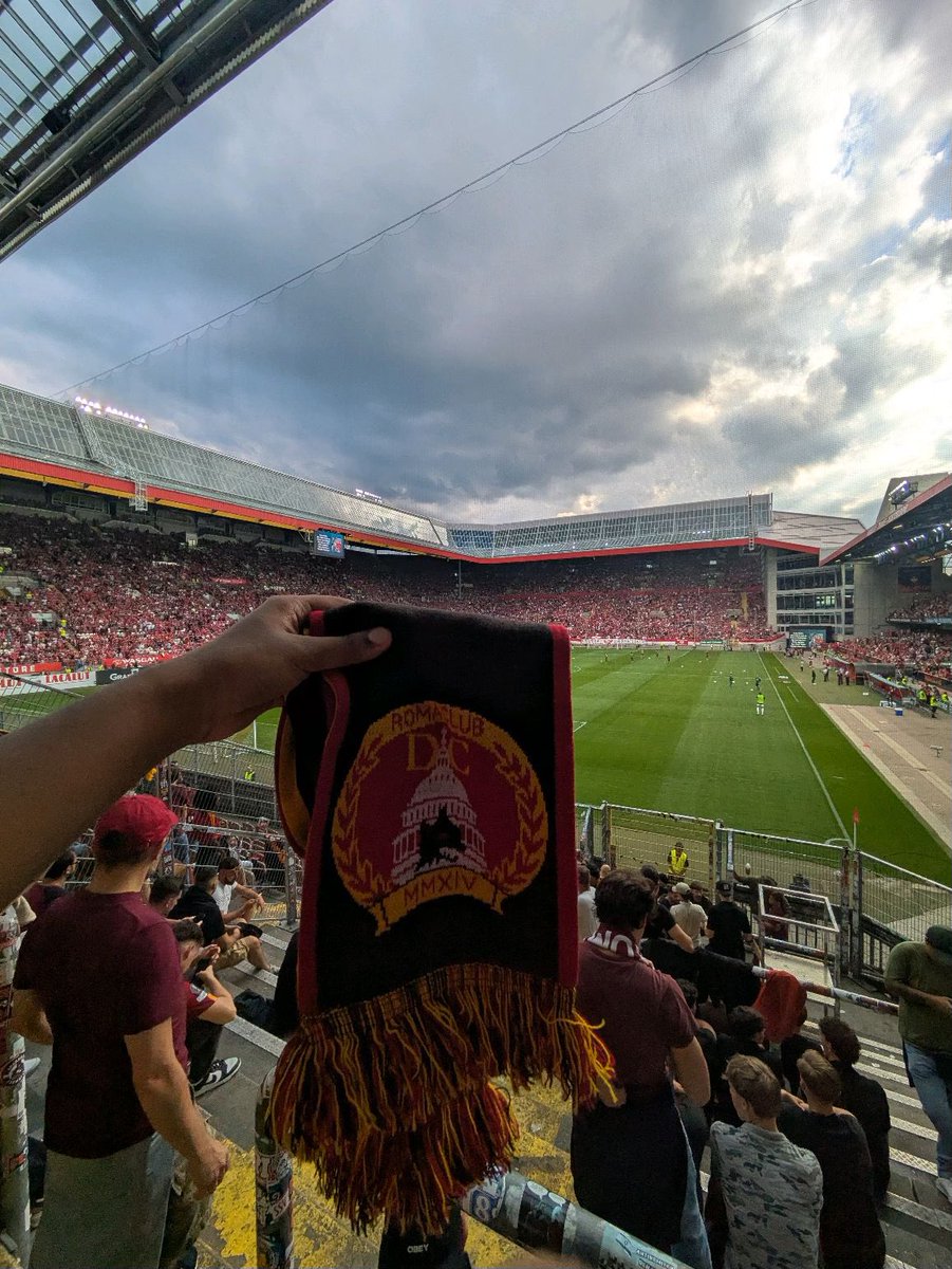 Roma 1 - 0 Kaiserslautern #ForzaRoma #CurvaDC