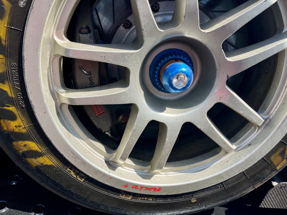 ystk_rwb911's tweet image. 本日はこの2台を見に来たと言っても過言ではない✨GCは最近よく展示されてるけど、GDは間近で見たことなかったので感動🥺

#HARUNASUBARUFES2025