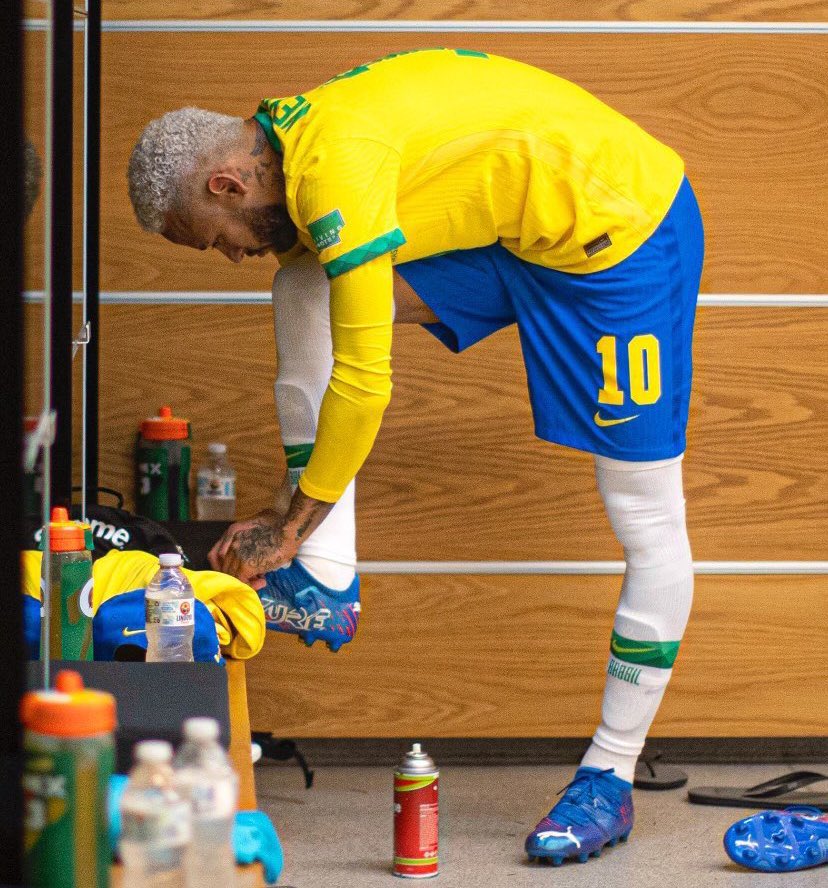 TIPS_BR's tweet image. ⚠️🇧🇷Aposta de mesa de bar:
Acabei de apostar com um parceiro aqui R$ 3.000,00 que o Neymar vai para a Copa do Mundo de 2026”.
Ele apostou que não vai!
Ganhei ou perdi? Fala aí nação.. 🤔👇🏻
