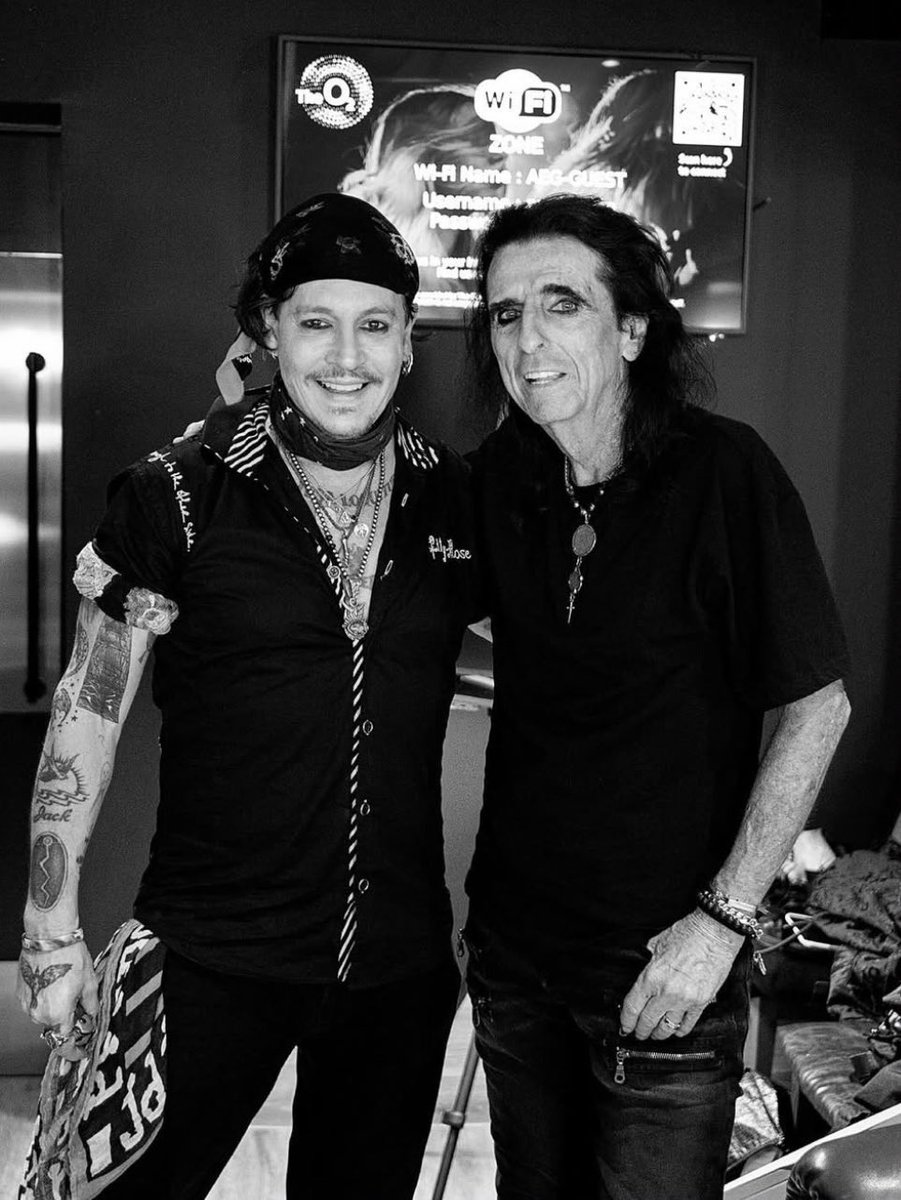 teamdepp_head's tweet image. Legends Unleashed ⚡️
Johnny Depp x Alice Cooper
Live at The O2 Arena, London
🔥 07.25.25 🔥
🎥 Shot by the iconic Ross Halfin