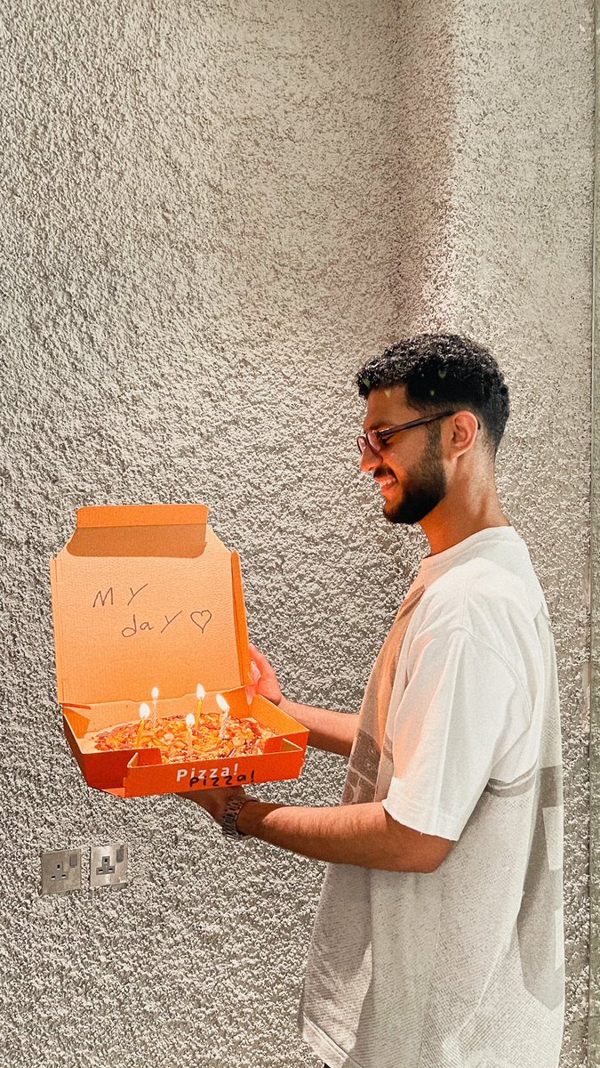 aiivd5's tweet photo. It’s my birthday 🥳🎉 https://t.co/lkjplsKUd6