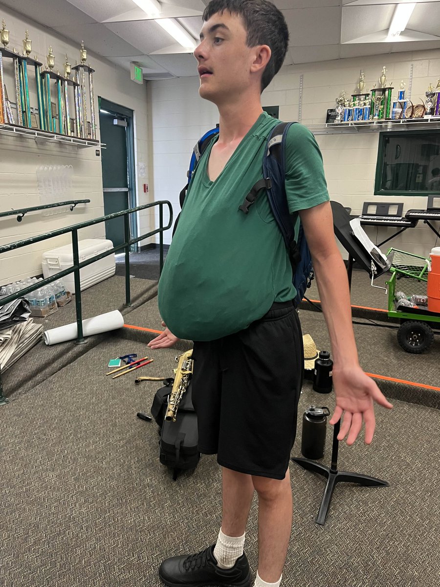 FishTuft's tweet image. what did i ever do to deserve this 💔