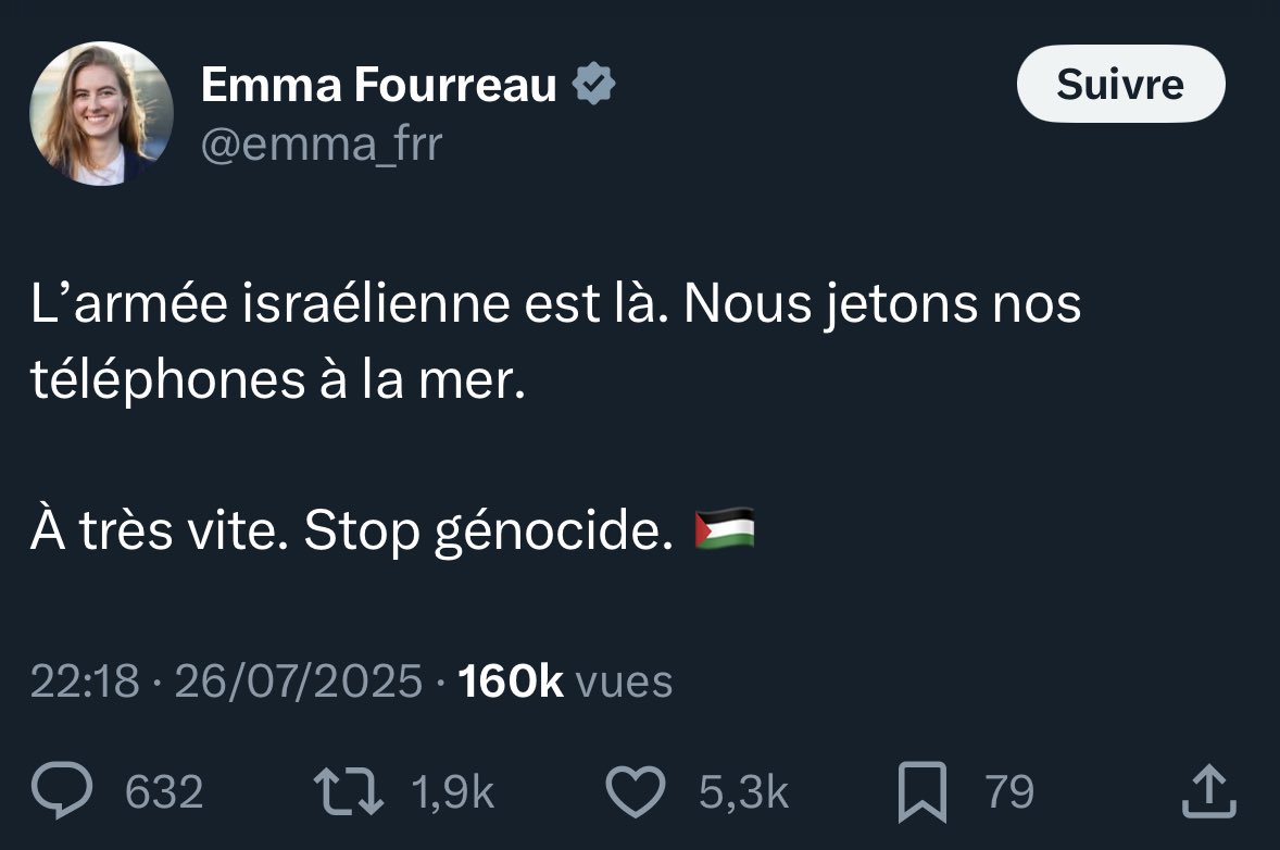 maximeguay06's tweet image. Ecolos et de gauche mais on lance son téléphone dans la mer… c’est un concept 🤷♂️
Encore une grossière mise en scène de LFI, dans quelques minutes les sandwichs seront servis et ils rentreront sains et saufs en France.
Comique de répétition.