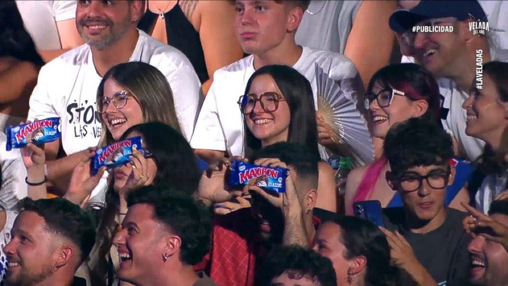 soofrito's tweet image. El club de fans de Roro da más miedo que ella
#LaVeladaDelAñoV