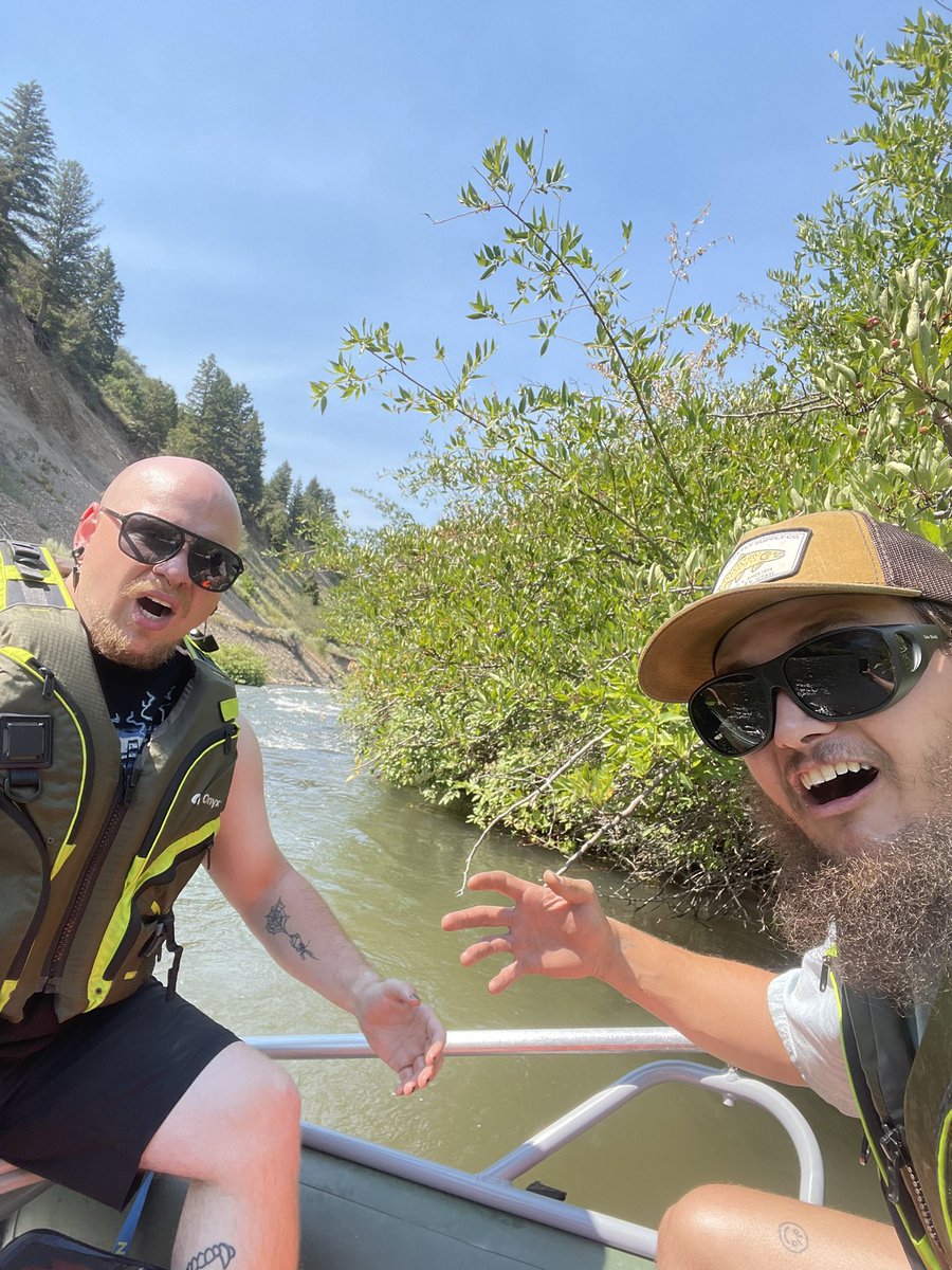 switchbeerflip's tweet image. Floated with @Beer_Pisser and hooked my finger for the first time in my whole entire life. Caught my first fish on the lower Provo, didn’t make it to the boat, LDR, but counting it because he came within 2 feet of it. What a fun day