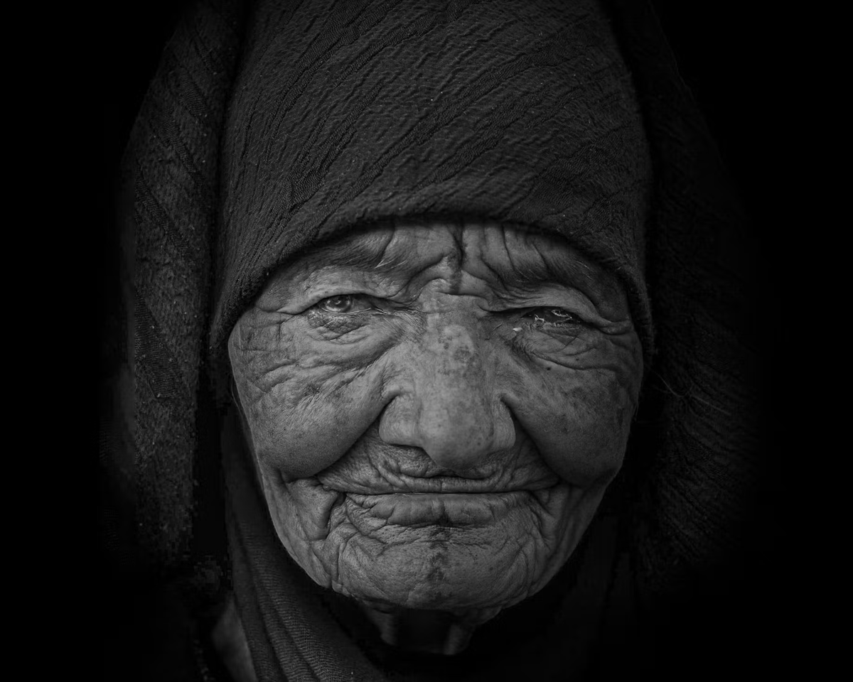 graceb_art's tweet image. Soul | روح @IDerech
first, second, third, fourth acts (top left, left > right)
2019, Marrakesh, Morocco
shot on Sony A7Rii & ZEISS Loxia 2/50
owned by @FlannelCapital @P2thedro me @alohacowboysol 🖤
