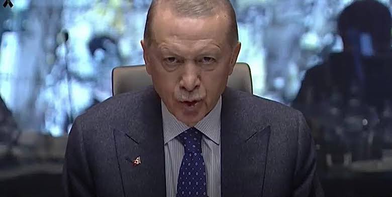 Sabah şöyle bir konuşma bekliyorum.