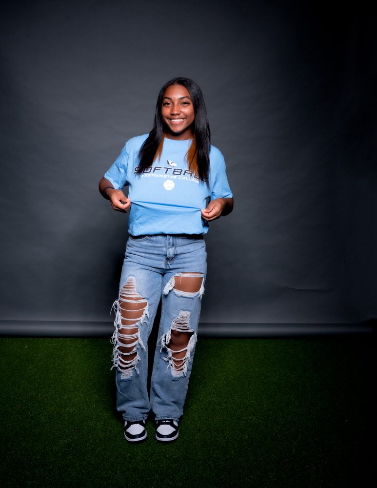 GabbyPierre10's tweet photo. Thank you travel ball for everything! To the sweetest friendships and unforgettable memories! And all the amazing coaches who have helped me throughout my journey! #15out Forever a viper🐍🤍! @atlviperscolvin @westmosoftball https://t.co/XEZ1dfnTyH