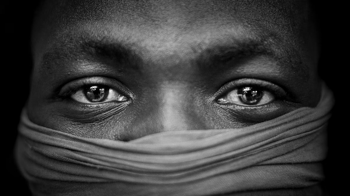 graceb_art's tweet image. Soul | روح @IDerech
first, second, third, fourth acts (top left, left > right)
2019, Marrakesh, Morocco
shot on Sony A7Rii & ZEISS Loxia 2/50
owned by @FlannelCapital @P2thedro me @alohacowboysol 🖤