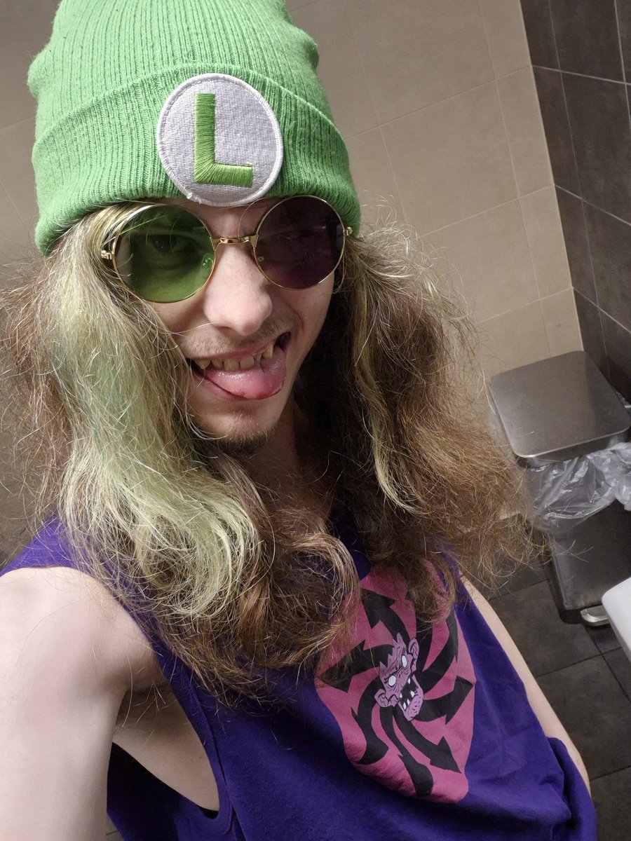 SirenThe2nd's tweet image. NEW PAZUZU TANK TOP WE STAY WINNING
#Gorillaz #crackerisland