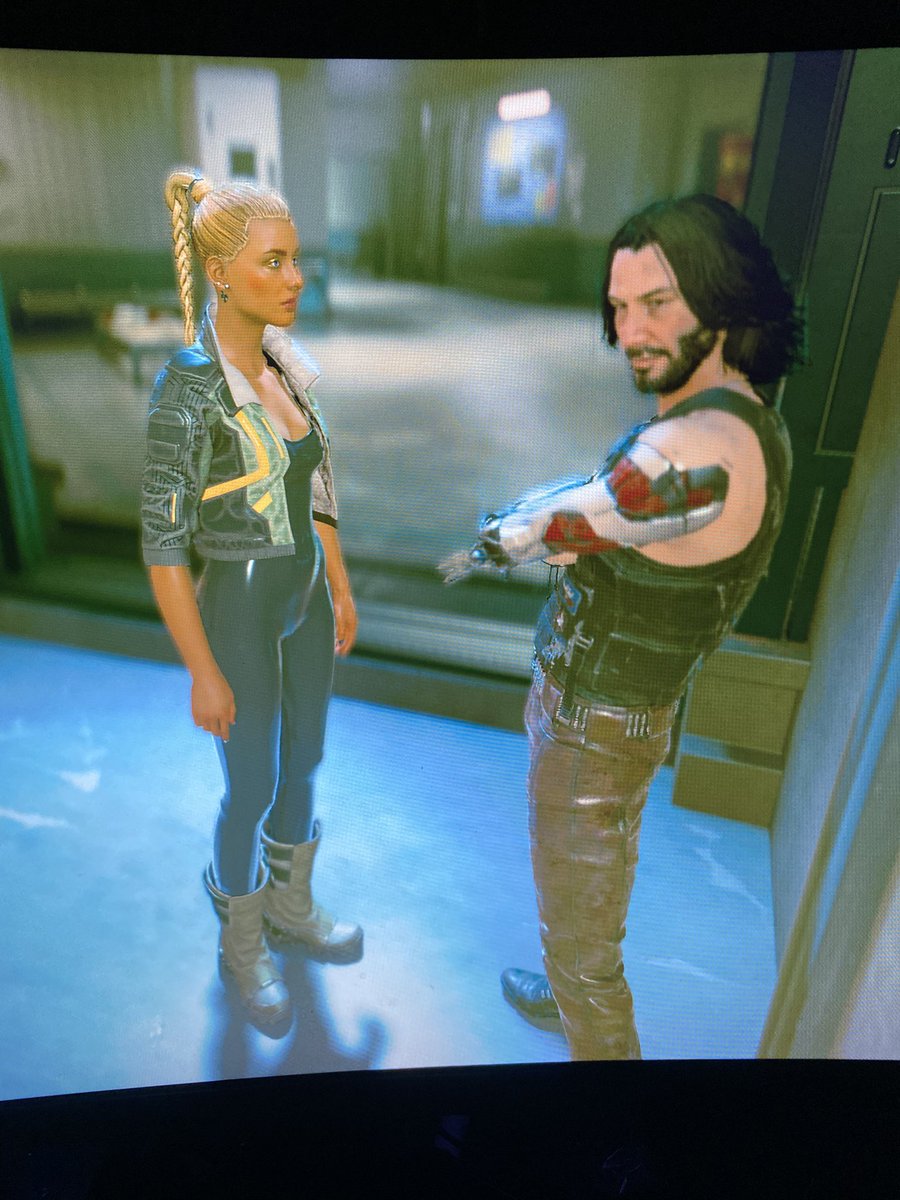 CTKayMarie's tweet image. Where else can you experience Keanu Reeves warning you a cop is trying to fly straight into your pants? 🤣
Night City, of course.