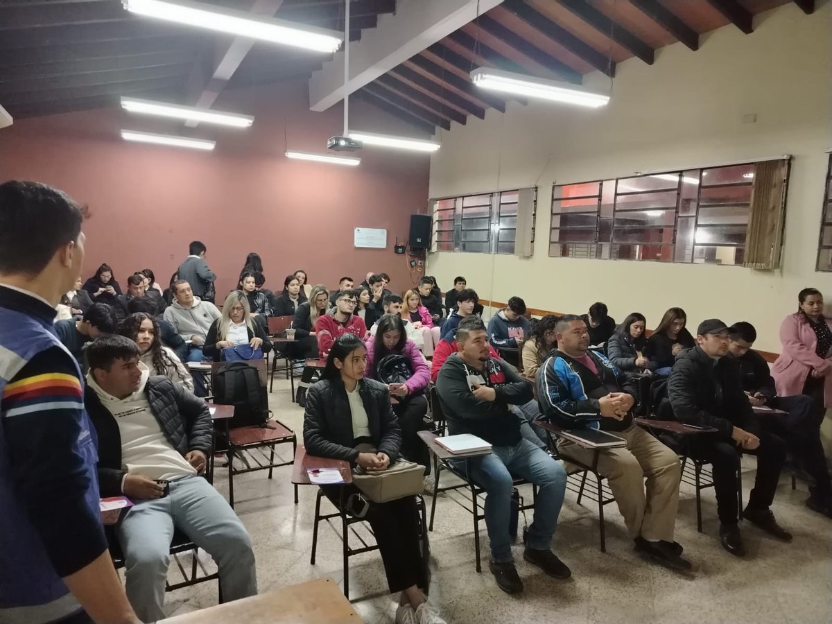 ANDEOficial's tweet image. Jornada conjunta entre la ANDE y el MTESS, para promover el empleo formal y concientizar sobre el Uso de Energía Eléctrica.
Web ▶️ acortar.link/T7OKUe
#GobiernoDelParaguay