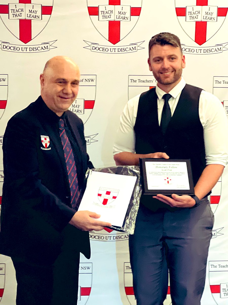 Thank you to the <a href="/tgnsw/">Teachers' Guild NSW</a> for offering me an Honorary Fellowship on Friday evening. A beautiful night of celebration with educators from all sectors. It’s what I love most about my work with the Guild! 🌻👏✨<a href="/OsmanFrederick/">Dr Frederick Osman</a> <a href="/stefanie_thom/">Stefanie Thom</a> 🌻👏✨