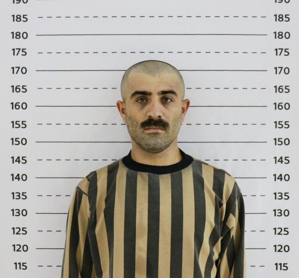 amk81a8's tweet image. #اللاذقية إلقاء القبض على المجرم وضاح سهيل إبراهيم، أحد قادة المجموعات الخارجة عن القانون، المتورطين في تنفيذ اعتداءات على حواجز أمنية ونقاط عسكرية خلال شهر آذار الماضي.