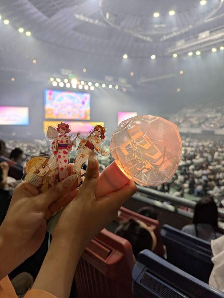 oi8XZSdp4uuinhc's tweet image. 最高すぎました😆🫶💕
楽しすぎて幸せでした😆💘
 #からぴちパラダイス2025