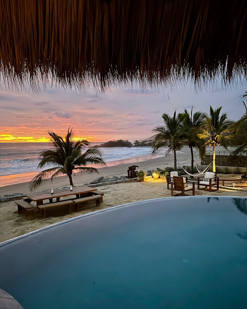 Just the sky showing off again. No filter needed at Villa Milagro. 🤩🌅 #NoFilterSunset #BeachsideBliss #TronconesBeach #Mexico