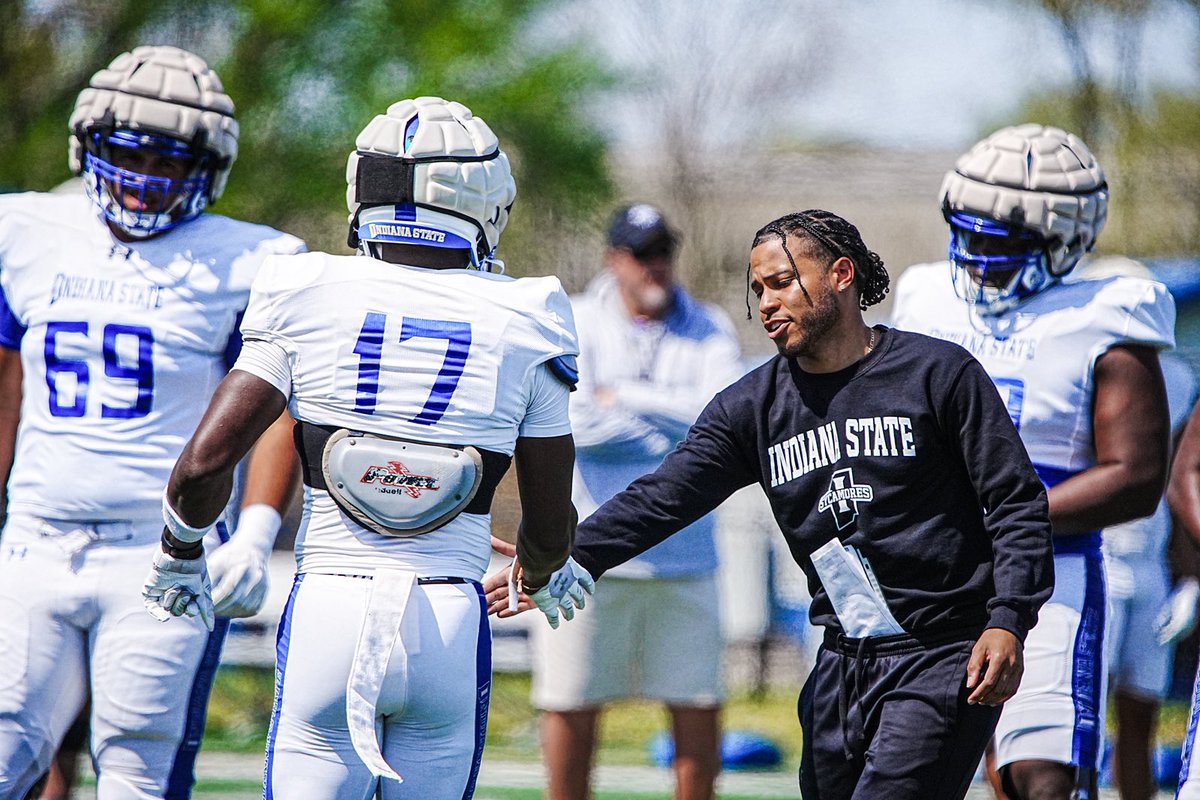 CoachOverton_'s tweet image. Life’s great 🙏🏽