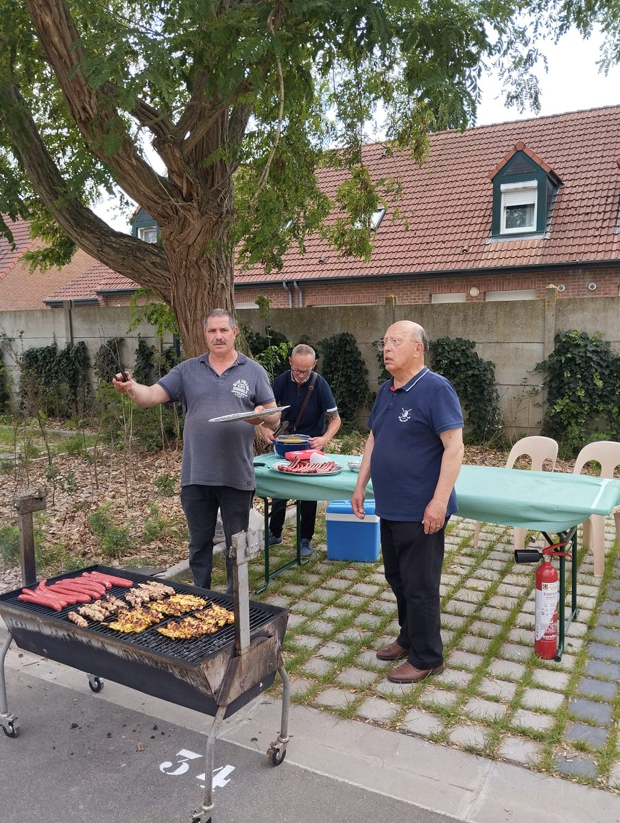 bcharleslille's tweet image. Ce samedi 4ème édition réussie de Jean Baptiste Clément en fête organisée par les habitants des résidences Villogia de cette rue avec le soutien actif de @Parolesdhabitants !