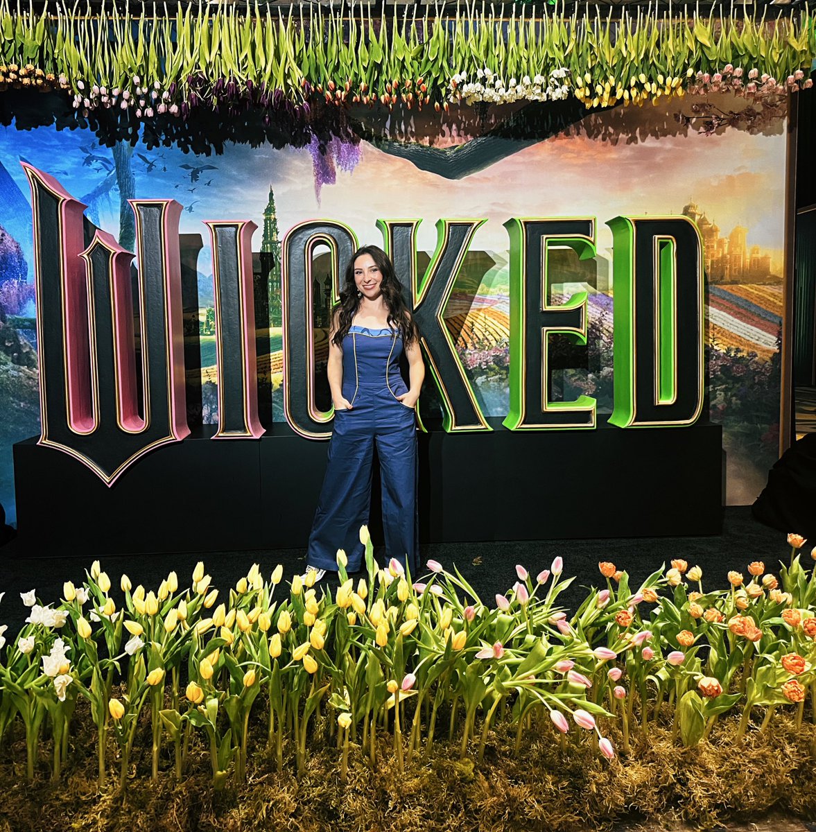 Thank you <a href="/HerUniverse/">Her Universe</a> for a #WICKED good time at your yearly #SDCC #SDCC2025 #ComicCon #heruniversefashionshow