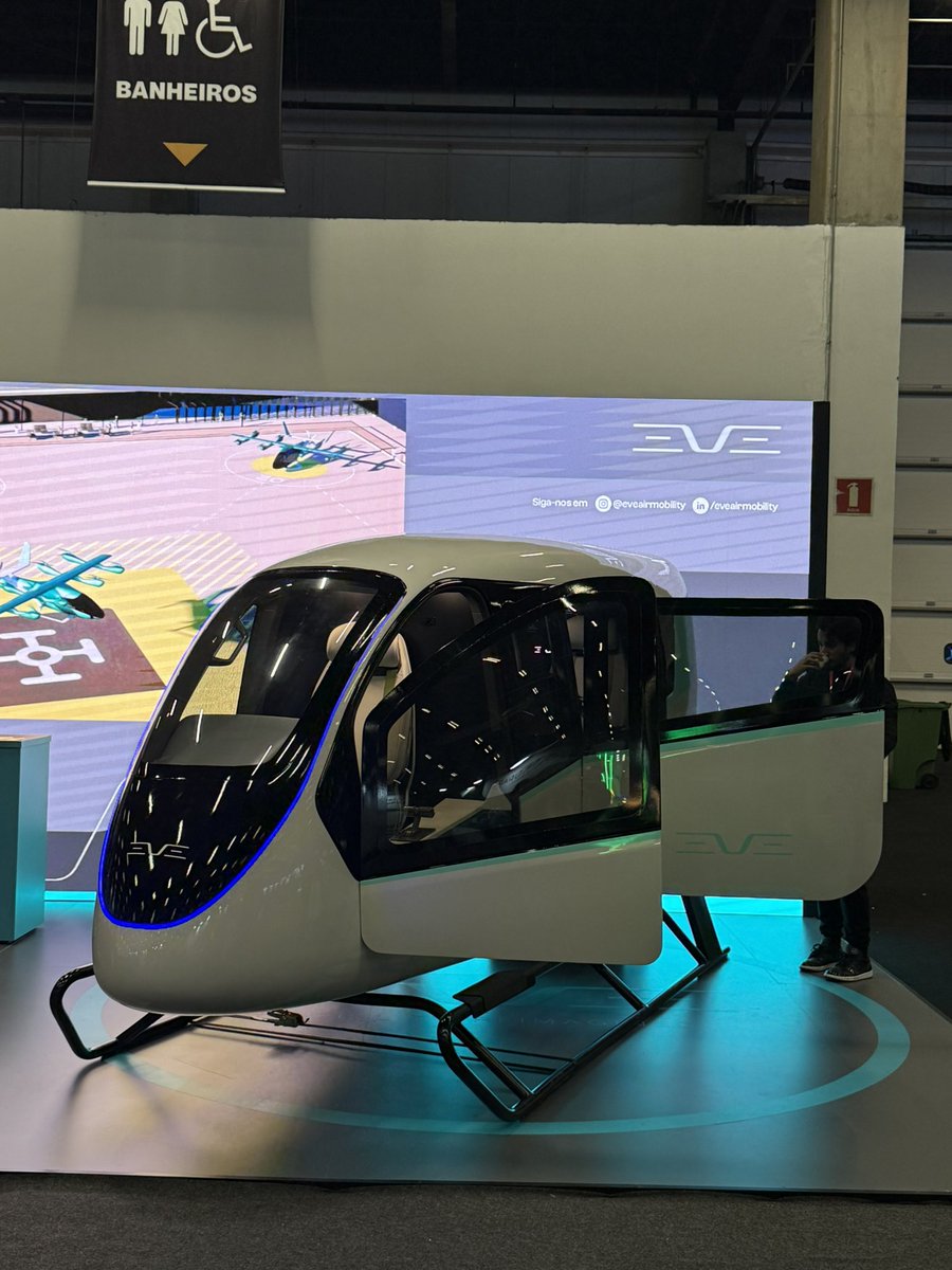 Economesteter's tweet image. Eve, da Embraer, a aeronave elétrica de decolagem e pouso vertical e infraestrutura de mobilidade aérea urbana.
Um desse sai por US$ 2-3 milhões.