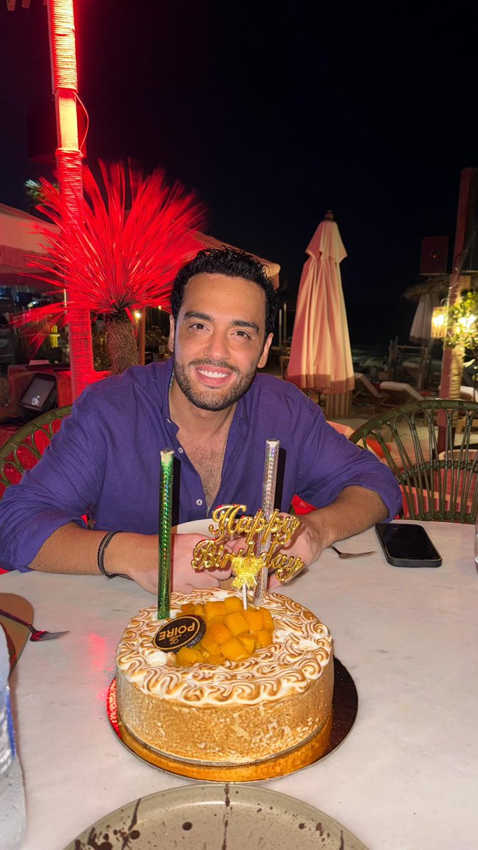 RamyGamal's tweet image. شكرا لكل اللي هنوني بعيد ميلادي ممتن جدا لكل الكلام الحلو اللي سمعته عن البومي وبشكر ربنا علي كل النعم وعندي حفلتين مهمين يوم ٨/٢ في o في مراسي ويوم ٨/١٦ ف مهرجان العلمين هستناكم نغني سوا كل الجديد والأغاني اللي حبتوها قبل كده ❤️🎂