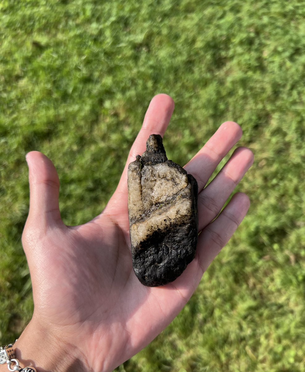 domojnr's tweet image. Rock shaped like geek bar