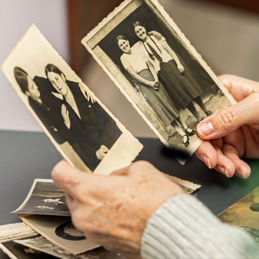 WRLibrary's tweet image. Ready to preserve your cherished memories? 📸 Bring your photos, 35mm slides, & videos to our Digital Memory Lab at Williamsburg Library! 🎥 Convert audio cassettes, VHS & more. Thanks to Friends of WRL Foundation! Schedule your appointment today at wrl.org/create.