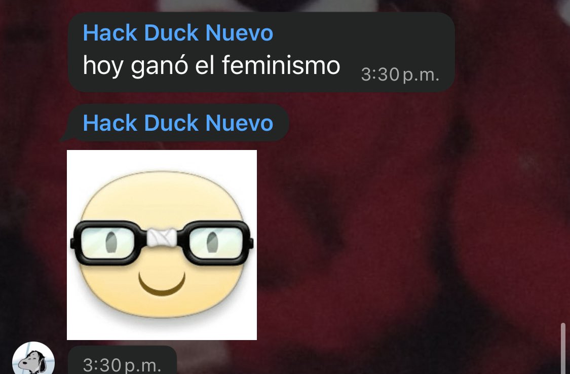 SainJimmyxd's tweet image. *Abby le gana a Roro en la velada*
Mi amigo con 19 años de virginidad: