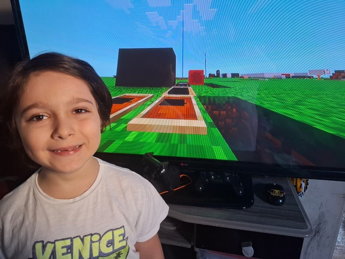 g1sorocaba's tweet image. 🎓 Apostila separada, auxiliar e terapias: a rotina do menino laudado com superdotação aos 6 anos e aceito em 'clube' de alto QI
glo.bo/5nvxpzu #g1 #Sorocaba