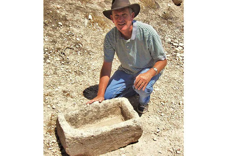 DChadwickAuhtor's tweet image. Happy Birthday to my father, Jeffrey R. Chadwick, living legend. 70 today. Your basement has never been more comfy to live in than it has the last 10 years. Love you, dad.