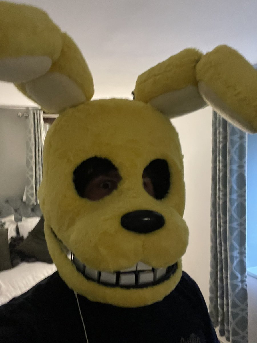 Smith_Robotics's tweet image. NEW SILVER EYES SPRING BONNIE HEAD MADE!!!