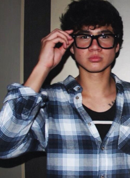 flatIinecth's tweet image. clark kent.                                superman