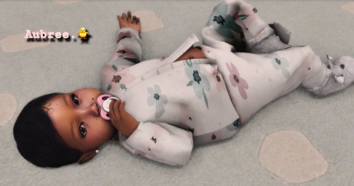 TaySimming's tweet image. Kristen and Adam made the prettiest baby. 🥹