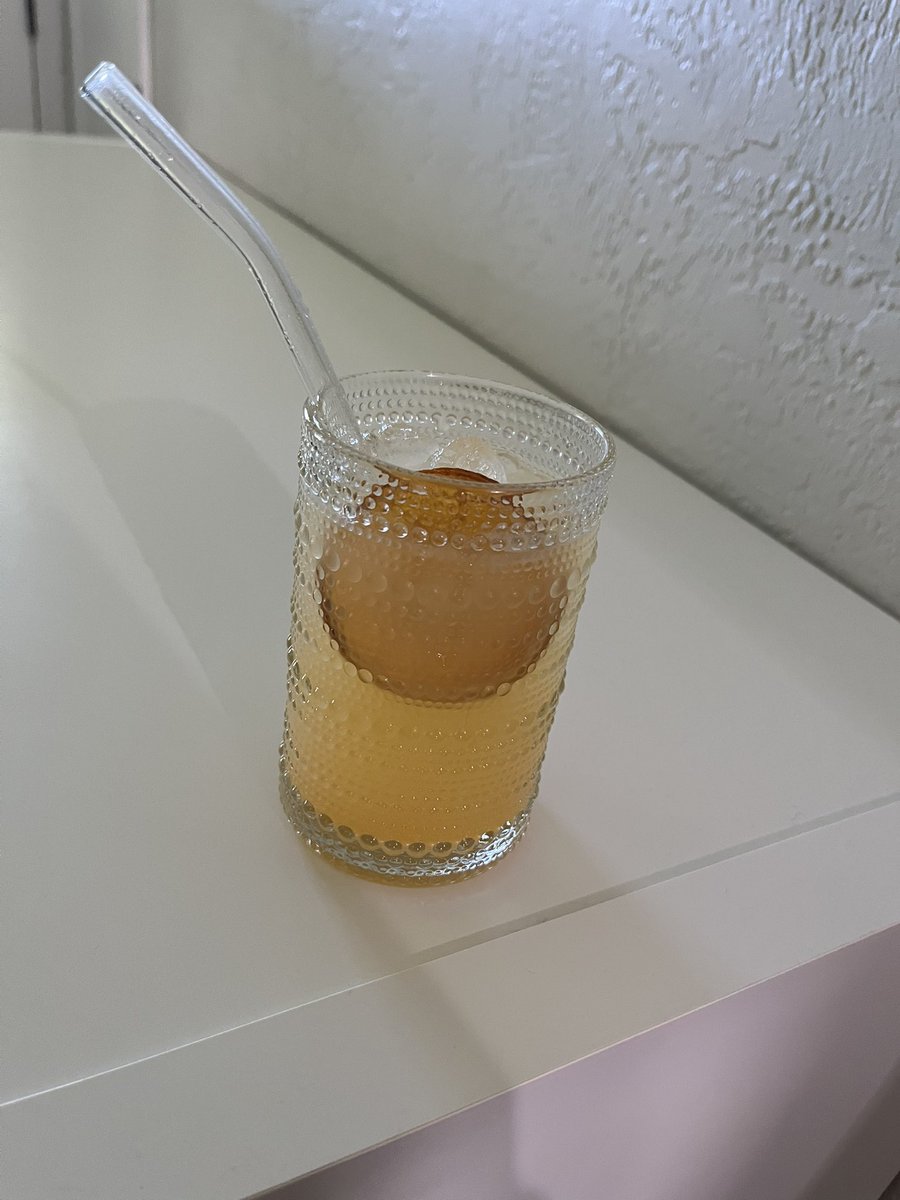 Yum! 

Coconut water, magnesium and adaptogen powder (recess), 1/2 lemon freshly squeezed, freshly squeezed oranges, 1/4 tsp Celtic salt and 1 tsp cream of tartar on ice. 

🥥 🍋 🍊 🧂 🧊 

So hydrating!