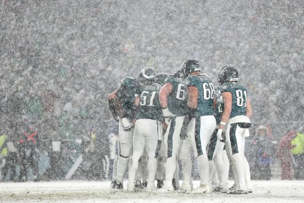 shamus_clancy's tweet image. I get that the Eagles will probably do some sort of dome for the Linc or the next stadium and, a lot of the time, you’d probably prefer that as a fan in the stands, but on that rare occasion? Well, you’d be treated to one of the greatest moments of your whole life.
