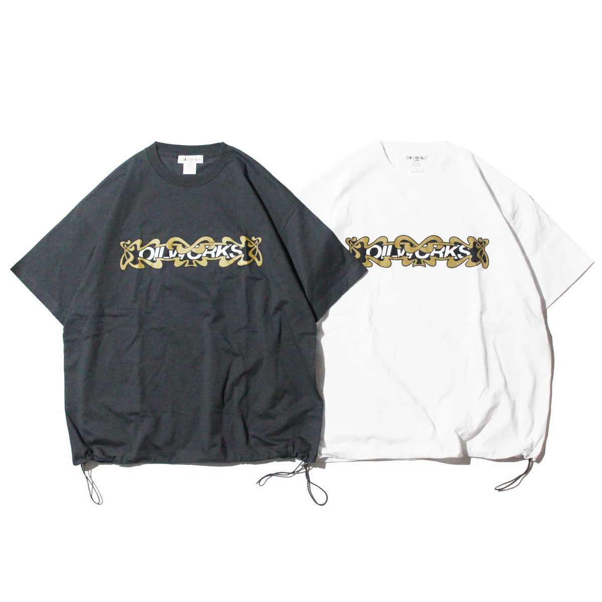 donotfind's tweet image. OILWORKS T-SHIRTS 25 (裾ドローコード)
フロントにSWEATでも人気のOILWORKSロゴがプリントされたシンプルな仕上がり。裾にはドローコードが付いて、シルエットが自由自在リラックスした雰囲気が楽しめます。
oilworks-store.com/products/oilwo…