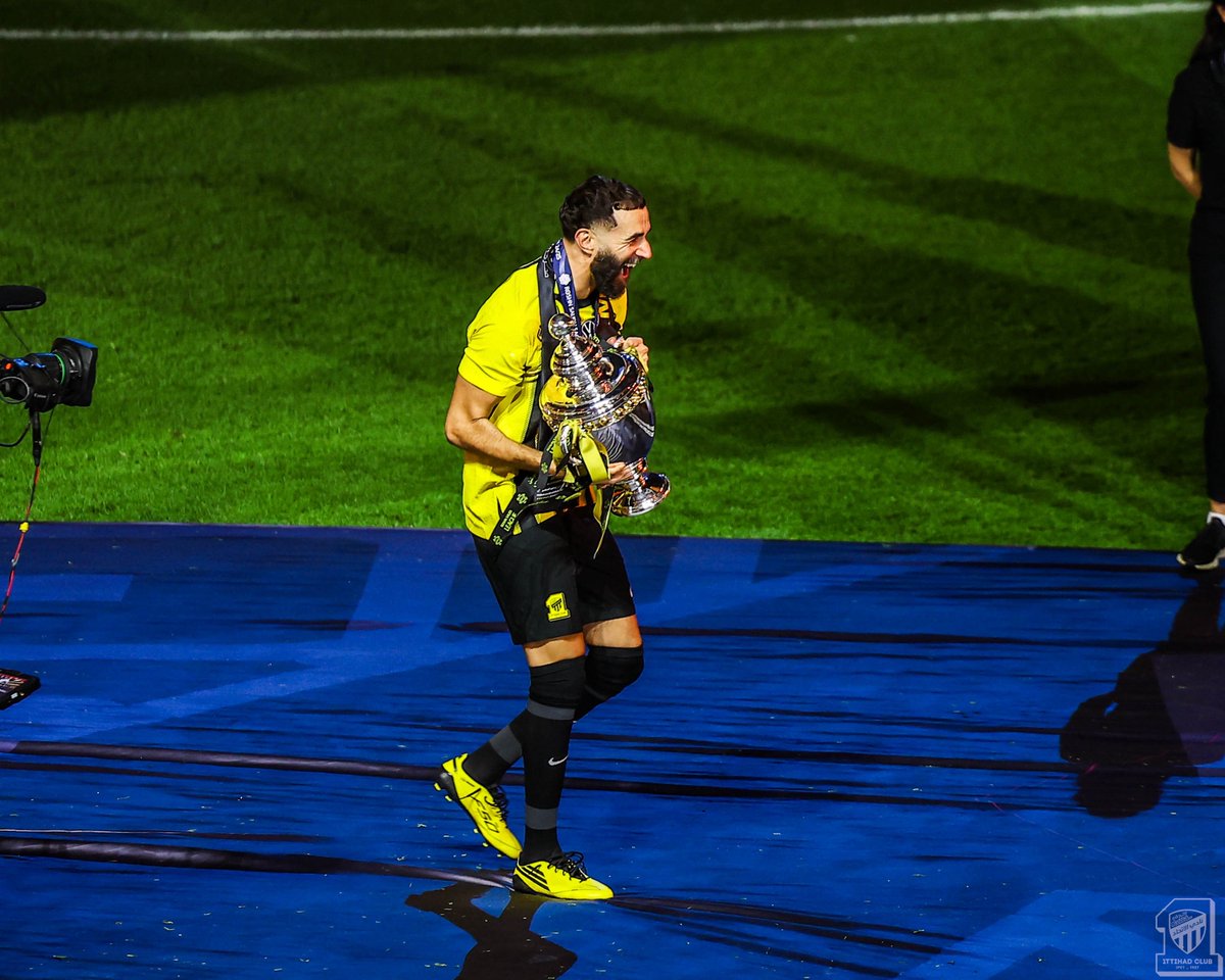 🚨🟡 حتى الآن لم يتم فتح أي نقاش بخصوص تجديد عقد كريم بنزيما مع #الاتحاد