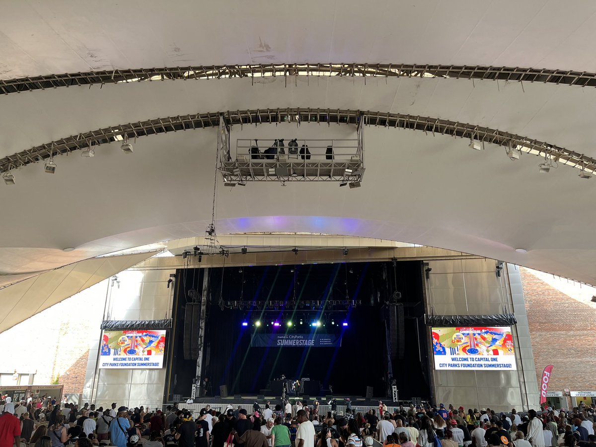 SummerStage's tweet image. It’s time for GORILLAFEST at @ConeyAmp! Come to the boardwalk for a FREE show with @NEMS_FYL, @BustaRhymes, and so many more 🦍🦍