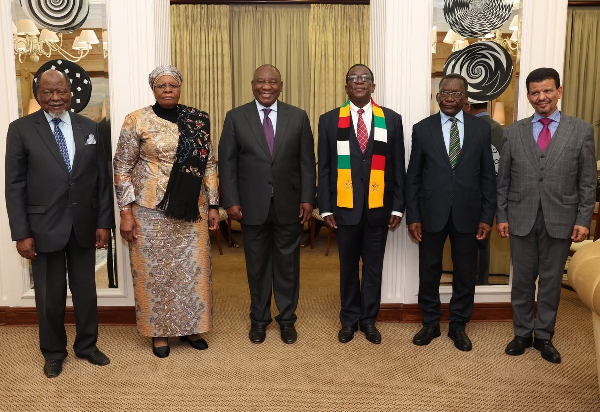 Titube89's tweet image. Le président d'Afrique du Sud reçoit le ministre des Affaires étrangères du Sahara Occidental ,