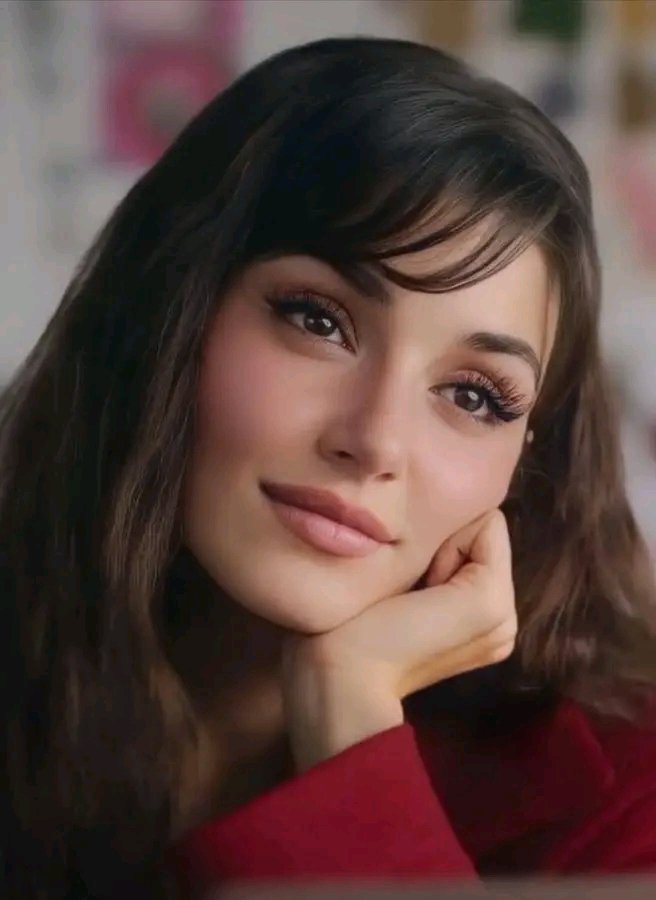 ywsfzm15's tweet image. *
لولا النسيم بذكراكم يؤنسني
لكنت محترقاً من حر أنفاسي !.
*
*
ـ الحلاج