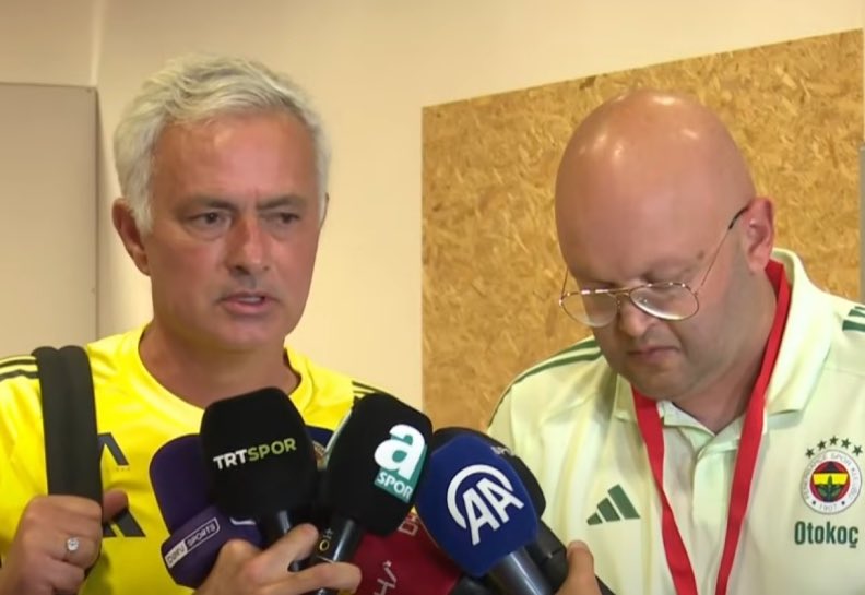 fenertalks's tweet image. Jose Mourinho: "Şiddeti yoğun idmanlar yaptık. Bu sebeple hazırlık maçlarına tam anlamıyla hazırlanamadık. Sezon öncesi kampları daha çok yükleme ve yoğun antrenmanlarla geçer. Söylemek istediğim şey, bu sebeple maçlara taze bir şekilde çıkamadık. Kamptan çok memnunum. Herkes çok…