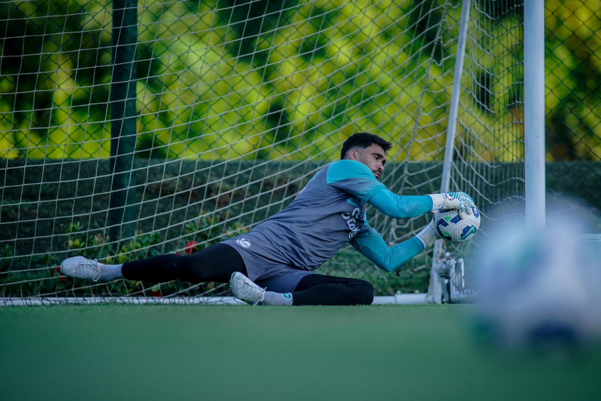 ECJuventude's tweet image. Em Salvador, Juventude finalizou a preparação para o próximo desafio pelo @Brasileirao 🇳🇬
No domingo, a equipe alviverde enfrenta o Bahia, às 18h30, na Arena Fonte Nova
📷 Fernando Alves/ECJ
#Juventude #ECJ