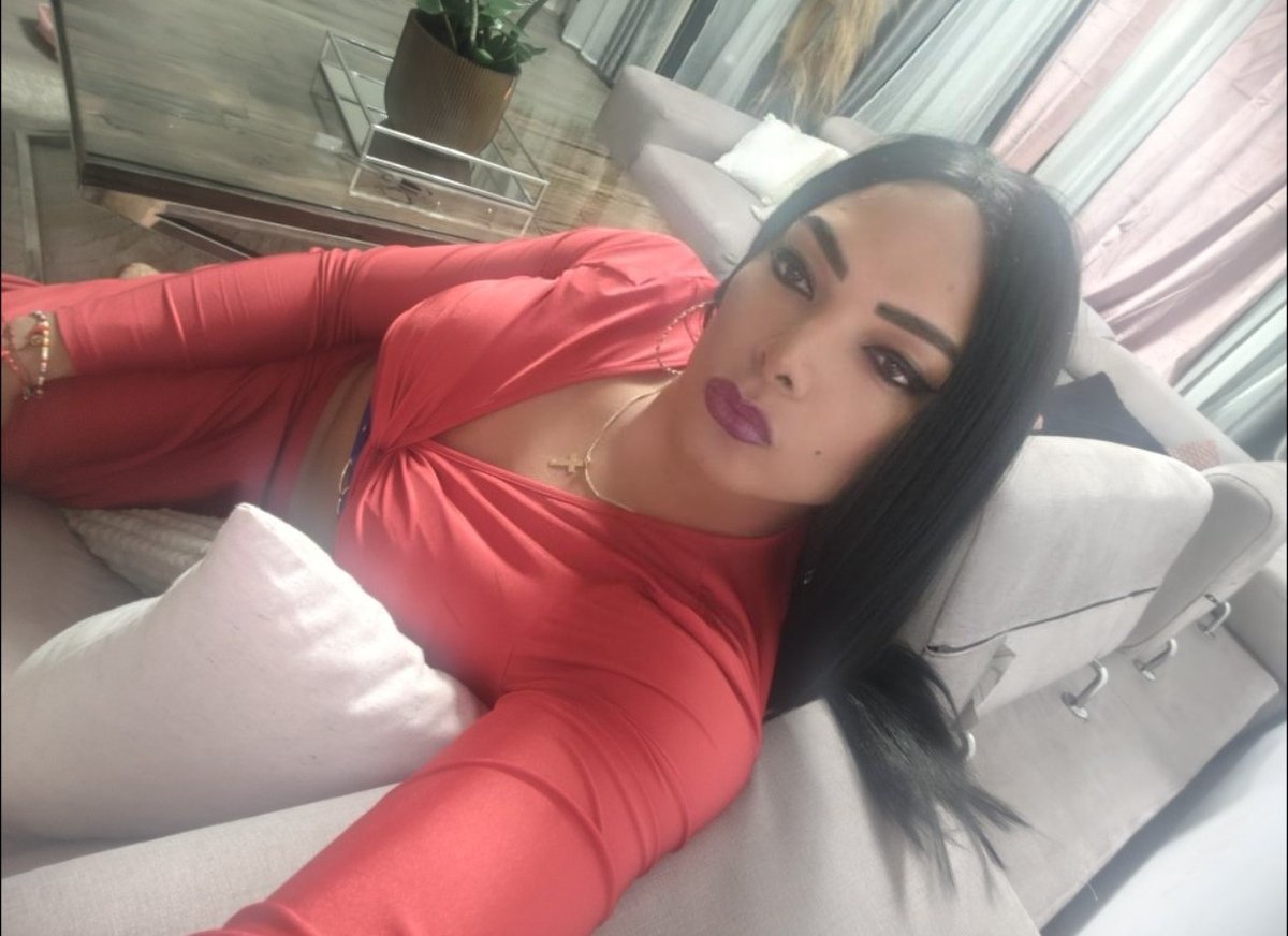 Sofiaflour's tweet photo. Salidita esporádica #escort #aveiroenosso #50anos #riadeaveiro #graçaalmeidacakedesign #centrodeportugal #bolos #aveiro #portugal #ford #cakesgraca #aveirolovers #aniversario #vagos #ouca #escort https://t.co/SSxjxmAGjx