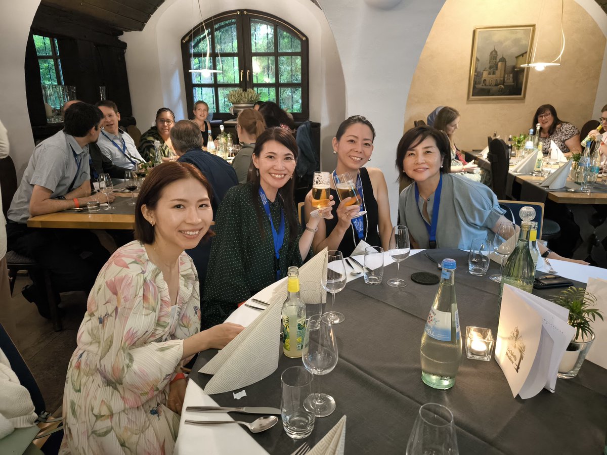 IAWE26_Giessen's tweet photo. Great food and wonderful conversations during the gala dinner at IAWE26 🍽️🍴🏰 https://t.co/ULV4gs8COO