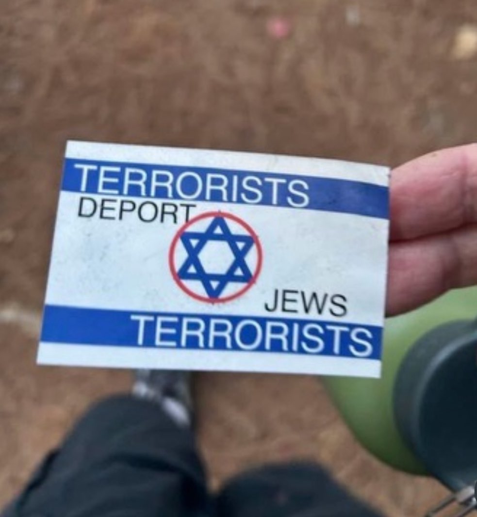 FaithQuintero7's tweet image. “Deport Jews” sticker, framed with the Israeli flag and “terrorists,” found on a street sign in West Hills, California, less than a 2 hour drive from where actual terrorists, who share the same ideology as the Islamists aiming to destroy Israel, murdered 14 people 10 years ago.